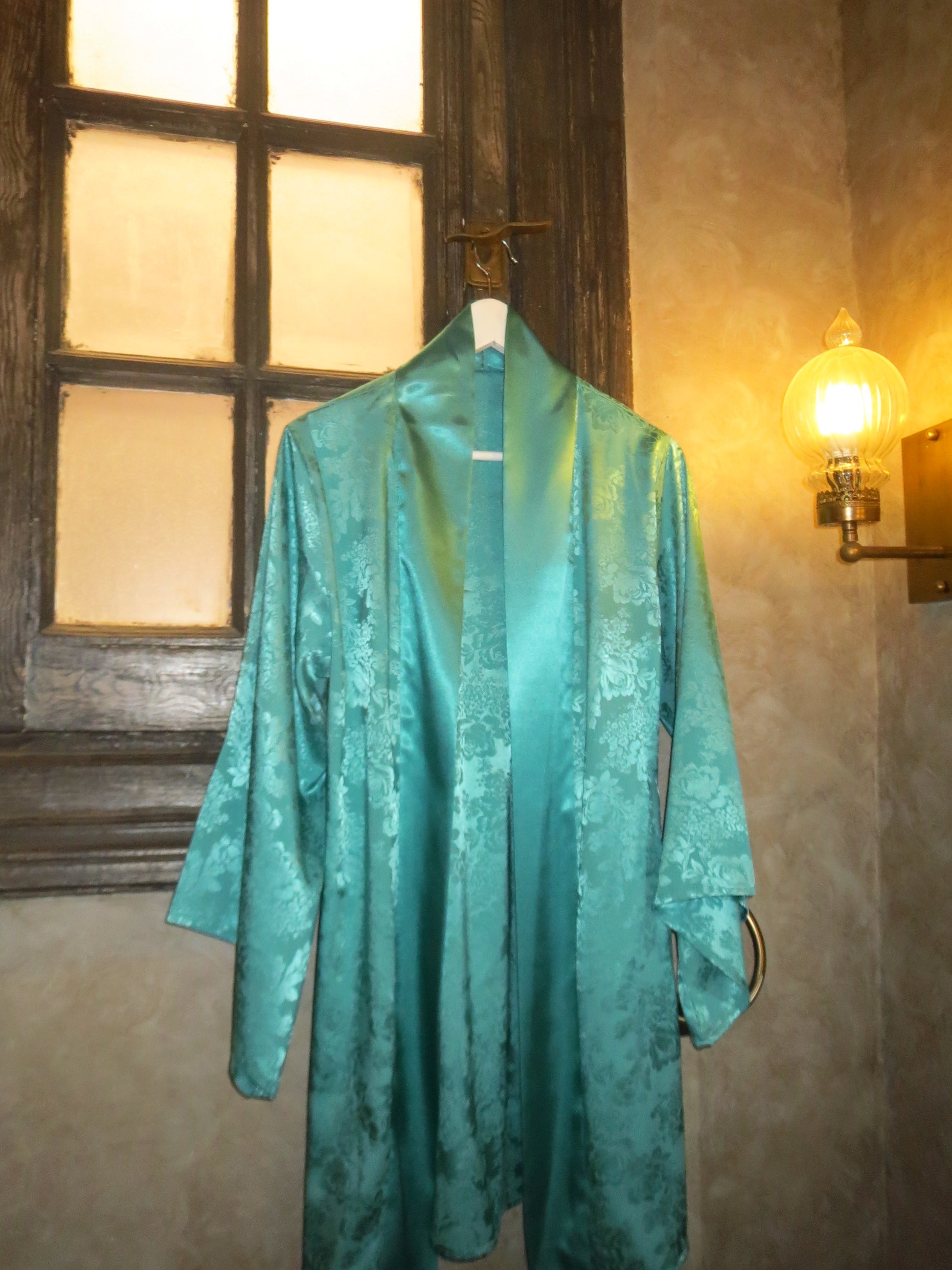 Selene Robe